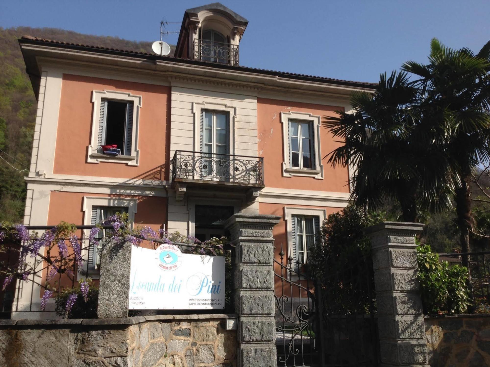 B&B Villa Dei Pini Cannobio Exteriör bild