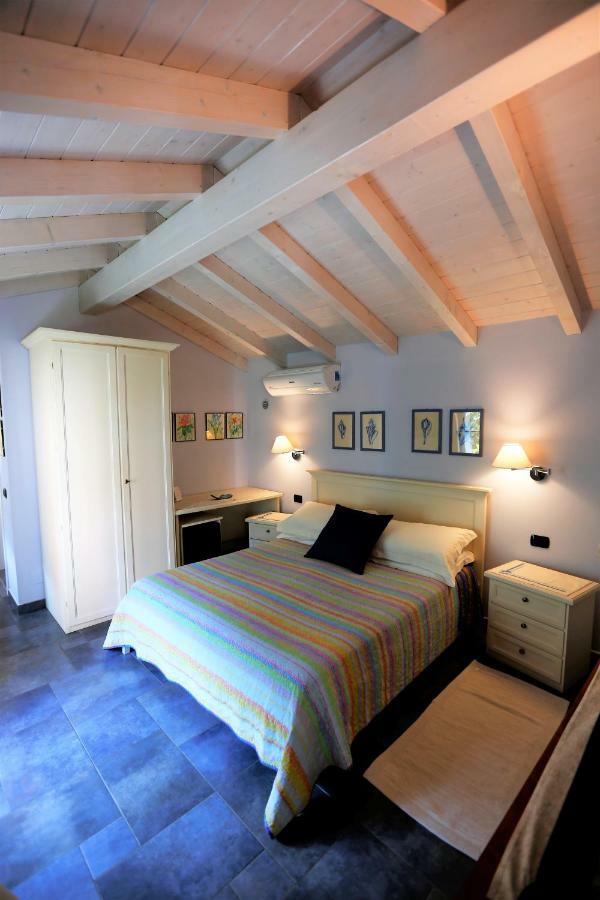 B&B Villa Dei Pini Cannobio Exteriör bild